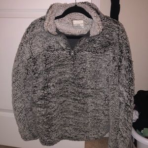 Sherpa sweatshirt